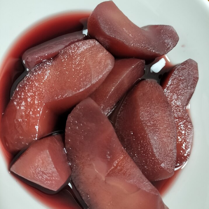 りんごの赤ワイン煮(コンポート)ヨーグルトを添えて